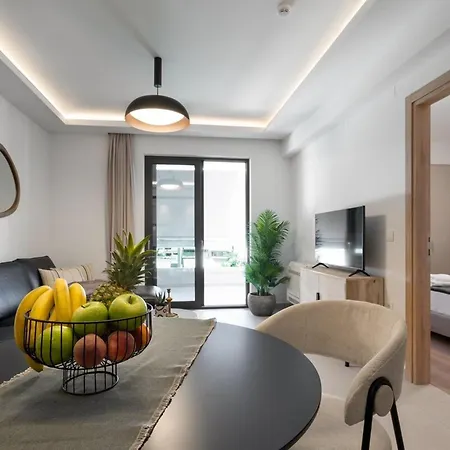 Comfy Terrace And Parking 800m To Old Town And La Canea