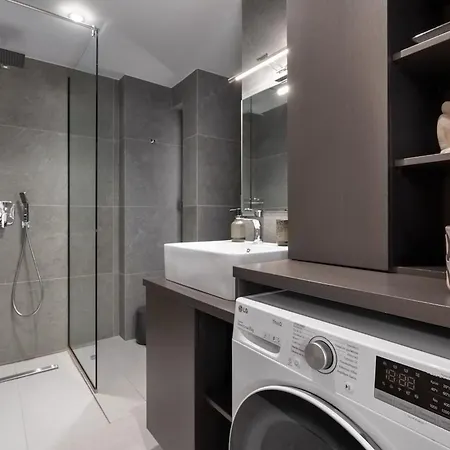 Appartement Comfy Terrace And Parking 800m To Old Town And La Canée